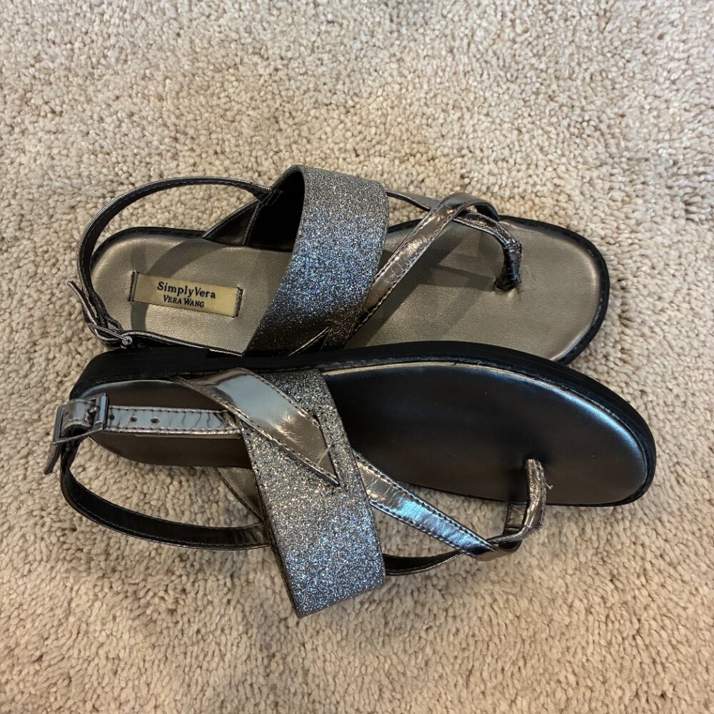 Simply Vera Wang Sparkle Silver Buckle Sandal Shoe Size 6.5 - Picture 4 of 15